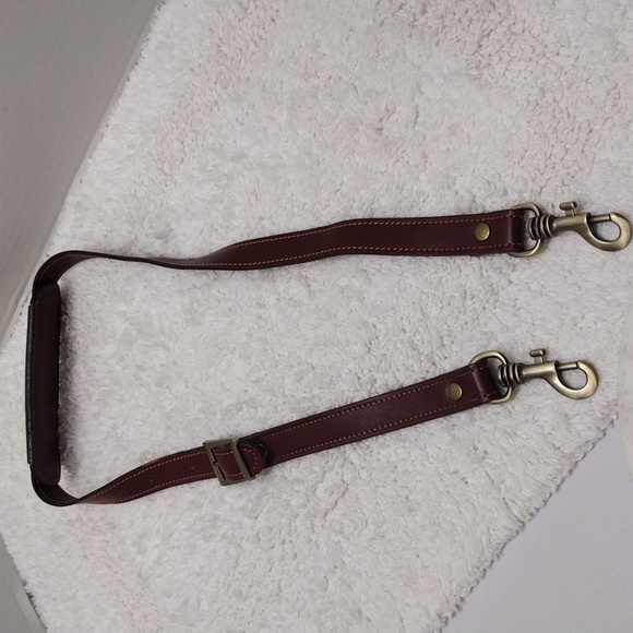Brown Leather Shoulder Strap Adjustable 40 1/2"-46" L x 1" W #135-44 - Picture 7 of 16